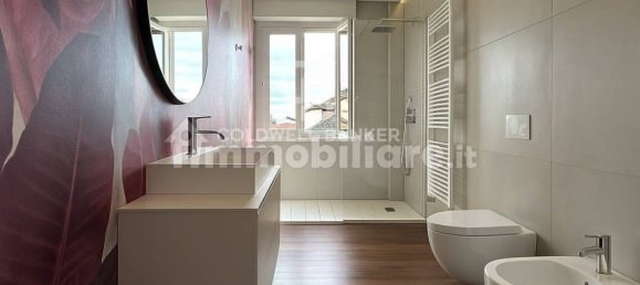 5 bedrooms Apartment in Rimini, Italy No. 330517 8