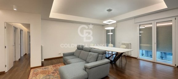 5 bedrooms Apartment in Rimini, Italy No. 330517 5