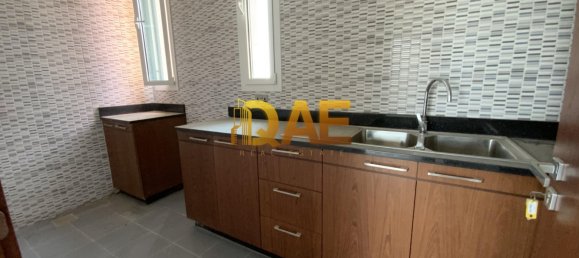 6 bedrooms Villa in The Marina, UAE No. 4713 6