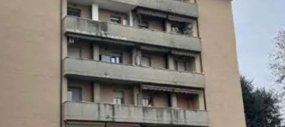 Квартира с 5 комнатами в Таваццано кон Виллавеско, Италия № 298881 9