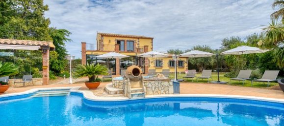 5 غرف نوم فيلا في Peralada, Spain رقم 81069 2