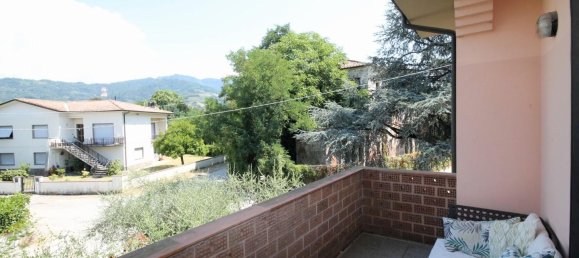 2 bedrooms Apartment in Capannori, Italy No. 277110 3