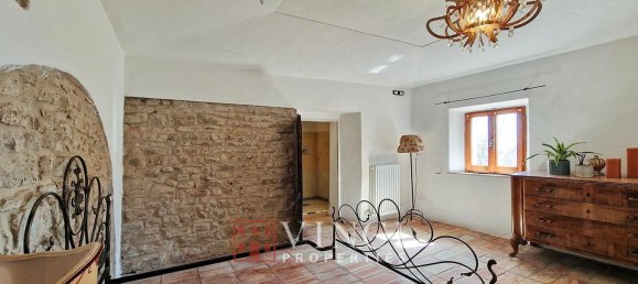 10 rooms House in Mercatino Conca, Italy No. 224495 49
