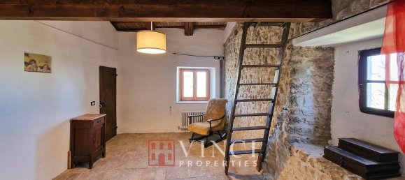 10 rooms House in Mercatino Conca, Italy No. 224495 20