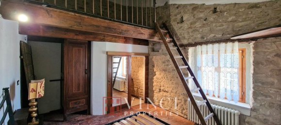 10 rooms House in Mercatino Conca, Italy No. 224495 22