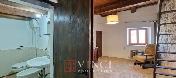 10 rooms House in Mercatino Conca, Italy No. 224495 40