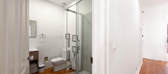 3 bedrooms Apartment in Lisbon, Portugal No. 106722 26