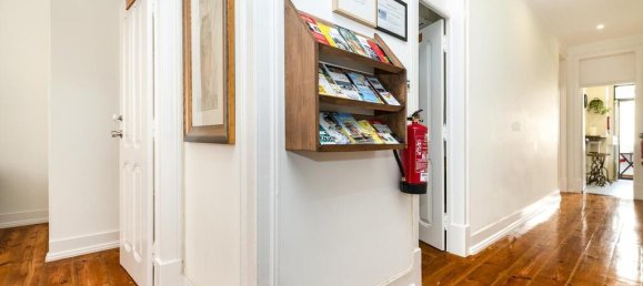 3 bedrooms Apartment in Lisbon, Portugal No. 106722 12