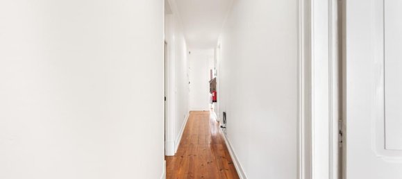 3 bedrooms Apartment in Lisbon, Portugal No. 106722 25