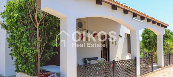 3 Schlafzimmer Villa in Noto, Italy, Nr. 62487 7