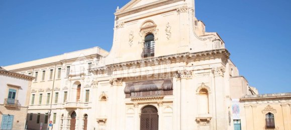 3 Schlafzimmer Villa in Noto, Italy, Nr. 62487 27