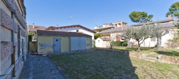 Вилла с 9 комнатами в Пьянелла, Италия № 107361 9