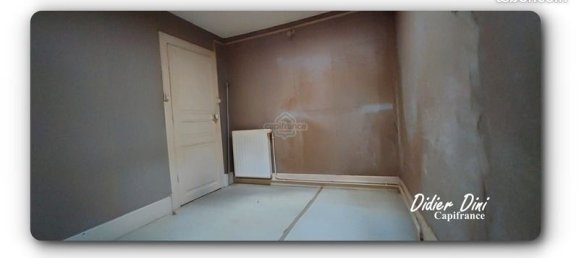 3 Schlafzimmer Haus in Reuilly, France, Nr. 235603 16