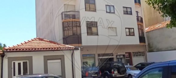 Terreno de 3 dormitorios en Vila Nova de Gaia, Portugal No. 26207 2