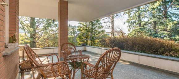 4 Schlafzimmer Villa in Fenegrò, Italy, Nr. 76784 10