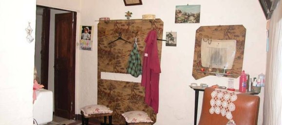 5غرفة شقة في Comunanza, Italy رقم 128973 3