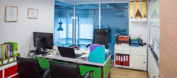 4 bedrooms Office in Bangkok, Thailand No. 6782 5