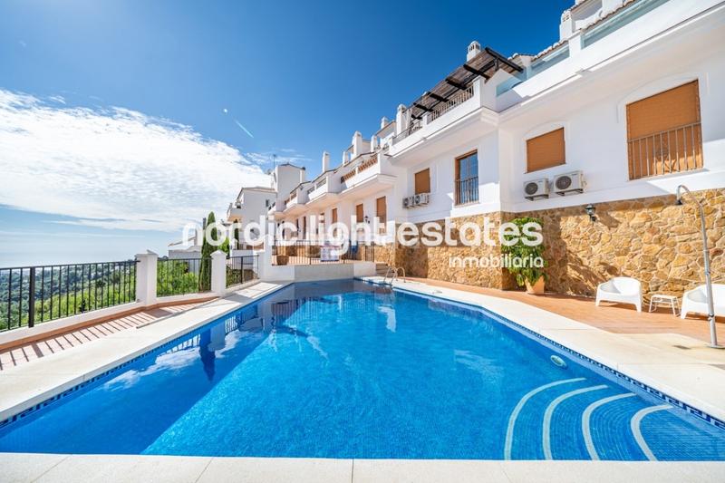 4 غرف نوم فيلا في Frigiliana, Spain رقم 137611