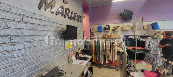 1-Zimmer Gewerbliche Immobilie in Cusano Milanino, Italy, Nr. 175773 6