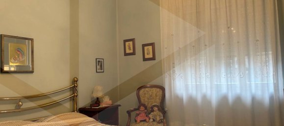 6-salle Appartement à Vicenza, Italy No. 22358 17