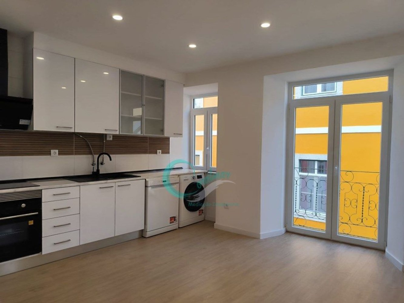 3 bedrooms Duplex in Setubal, Portugal No. 280171