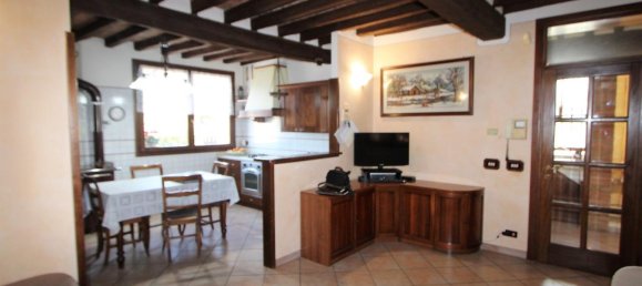 7 rooms House in Valsamoggia, Italy No. 111164 2