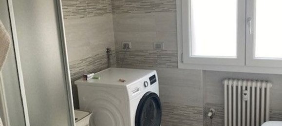 5 rooms Apartment in Modena, Italy No. 97503 14