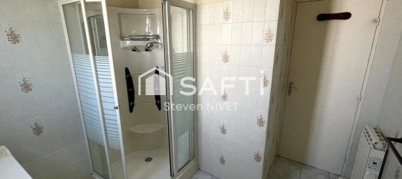 2 bedrooms House in Chateauroux, France No. 228304 9