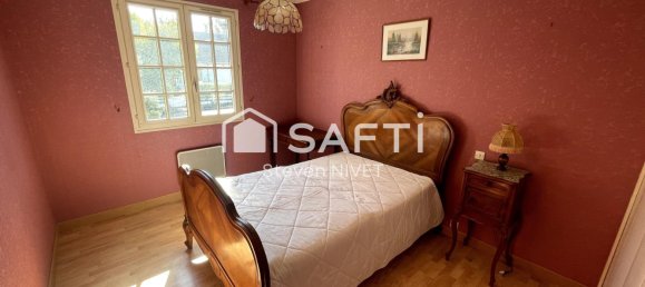 2 bedrooms House in Chateauroux, France No. 228304 2