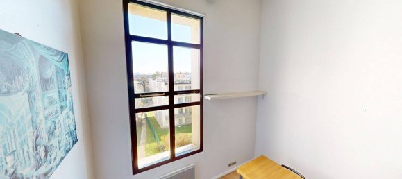 2 Schlafzimmer Doppelhaus in Aubervilliers, France, Nr. 132294 2