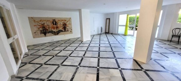 1 bedroom Commercial property in Estepona, Spain No. 154287 7