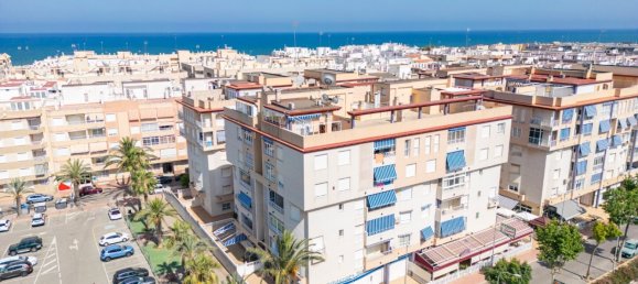 Ático de 3 dormitorios en Guardamar del Segura, Spain No. 162069 16