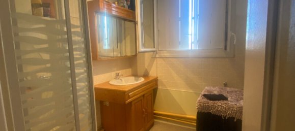 3 Schlafzimmer Wohnung in Chateauroux, France, Nr. 100447 3