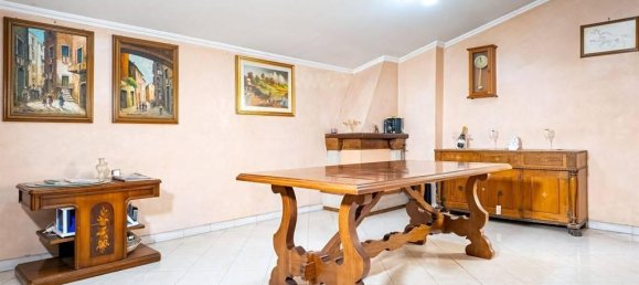 3 rooms Apartment in Labico, Italy No. 33662 3
