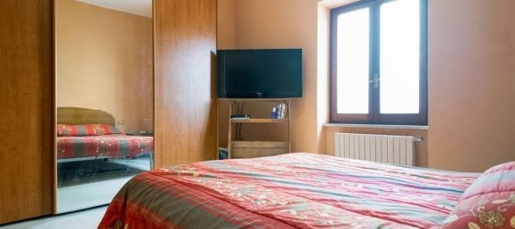 3 rooms Apartment in Labico, Italy No. 33662 12