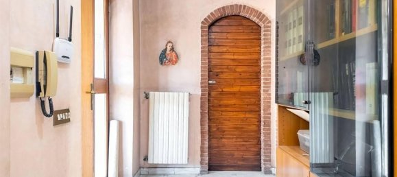 3 rooms Apartment in Labico, Italy No. 33662 6