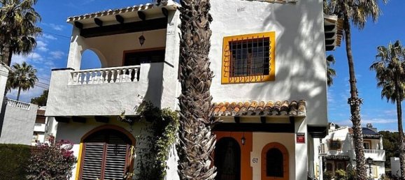 3 bedrooms Villa in Alicante, Spain No. 176511 3