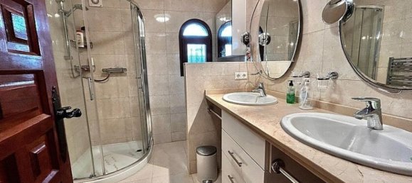 3 bedrooms Villa in Alicante, Spain No. 176511 10