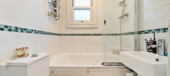 1 bedroom Apartment in London, United Kingdom No. 7824 9