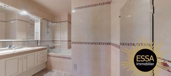 4 bedrooms Apartment in Yvelines, France No. 327227 11