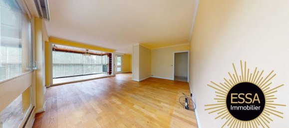4 bedrooms Apartment in Yvelines, France No. 327227 3