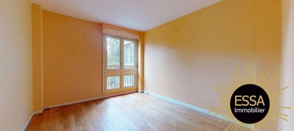 4 bedrooms Apartment in Yvelines, France No. 327227 18