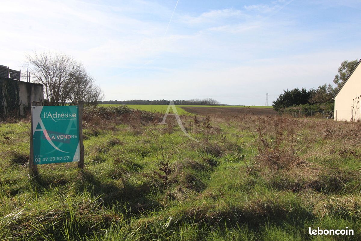 Terreno en Blere, France 631 m² No. 80679