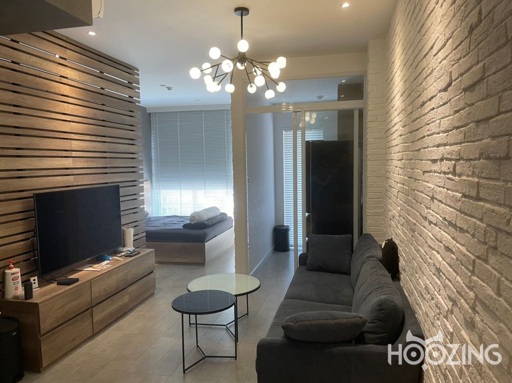 1 room Office in District 4, Vietnam No. 16489