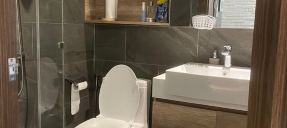 1 room Office in District 4, Vietnam No. 16489 3