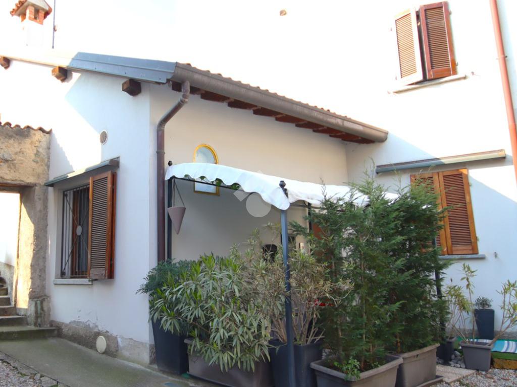 Apartamento de 1 dormitorio en Viganò, Italy No. 88580