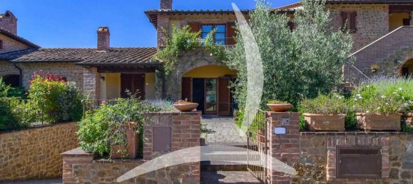 2 bedrooms Apartment in Pienza, Italy No. 1529 7