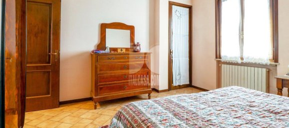 Дом с 6 спальнями в Порто Мантовано, Италия № 378523 19