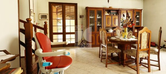 Дом с 6 спальнями в Порто Мантовано, Италия № 378523 8