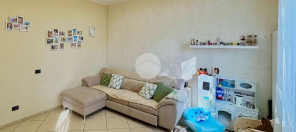 4 rooms Apartment in Monza, Italy No. 232357 3